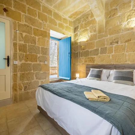 Guest house 8 - Couples X 2 By Solea Gharb (Gozo)
